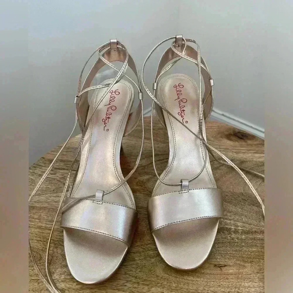 Lilly Pulitzer Metallic Gold Wedge Size 8.5 M Leather Open Toe - Picture 8 of 9